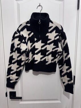 Blank NYC Black & Cream Houndstooth Cropped Half-Zip Turtleneck Sweater